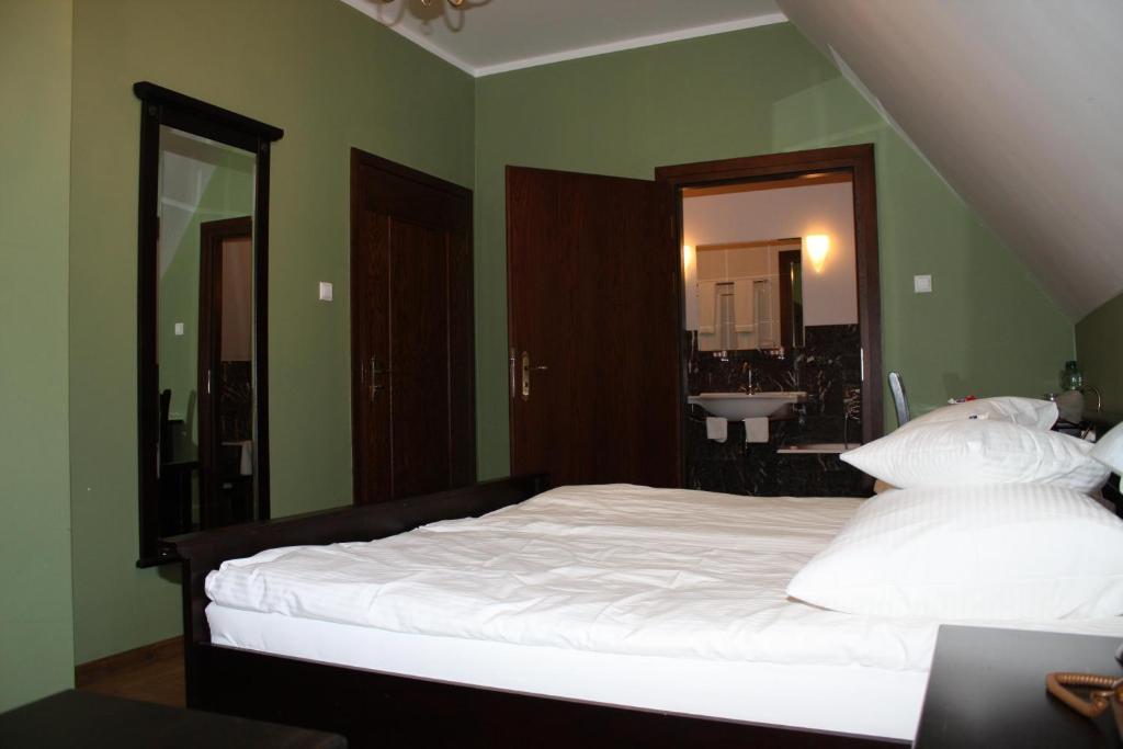 Klasztor Cedynia Hotel 객실 사진